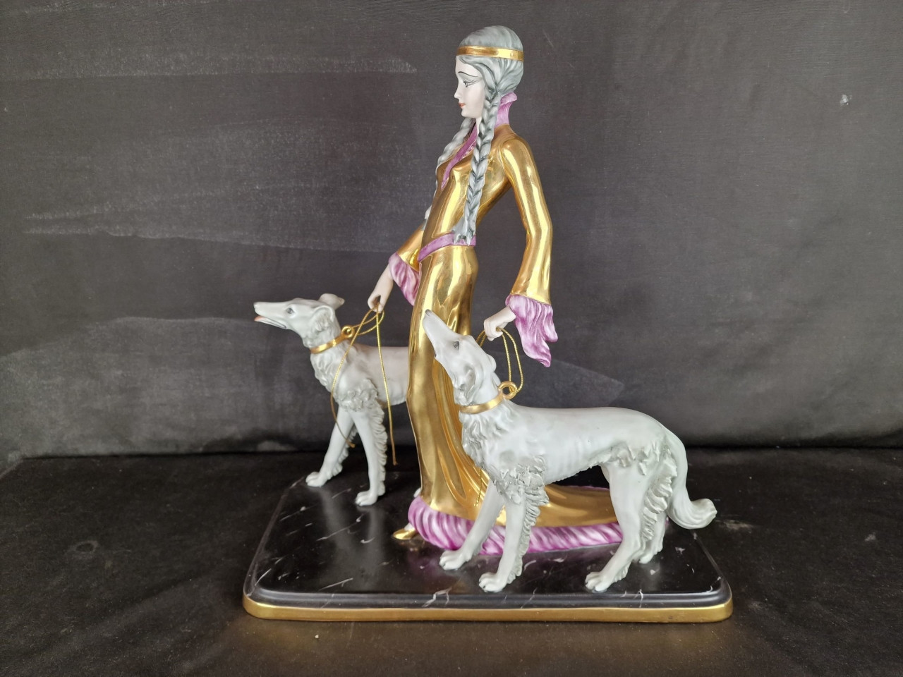 Elegante Signora, porcellana di Capodimonte - Antichità Ioviero