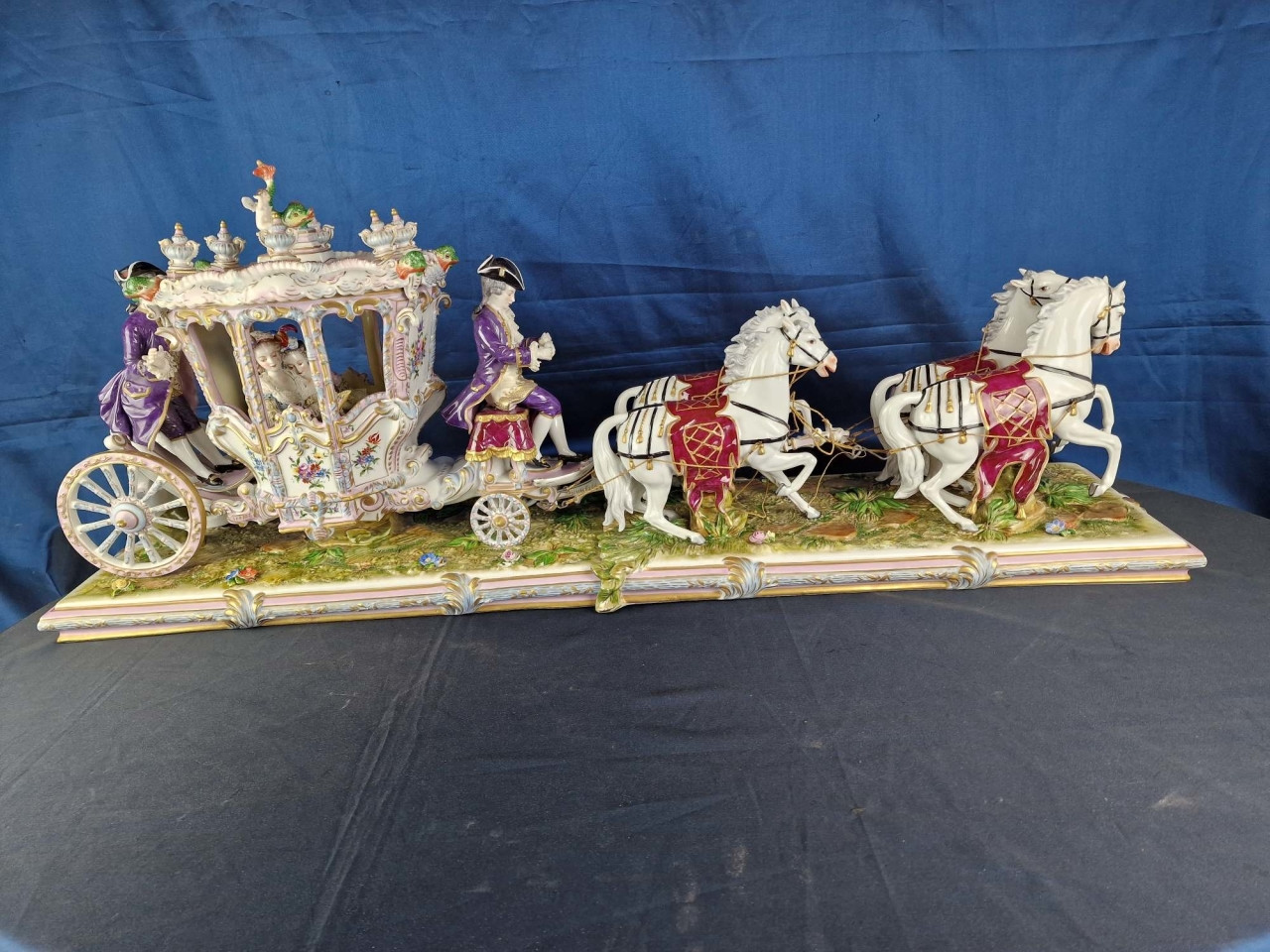 Carrozza di Capodimonte della metà del 900 - Antichità Ioviero