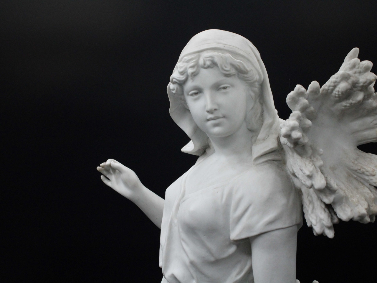 La mietitrice, statua in bisquit Francese dell'800 - Antichità Ioviero