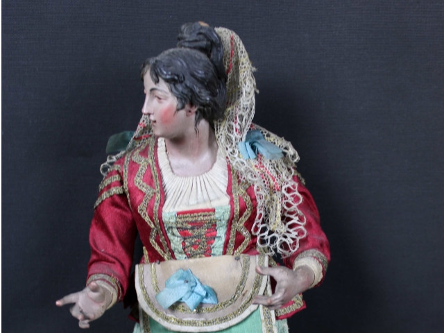 giovane-donna da presepe napoletano del 700-Antichità Ioviero